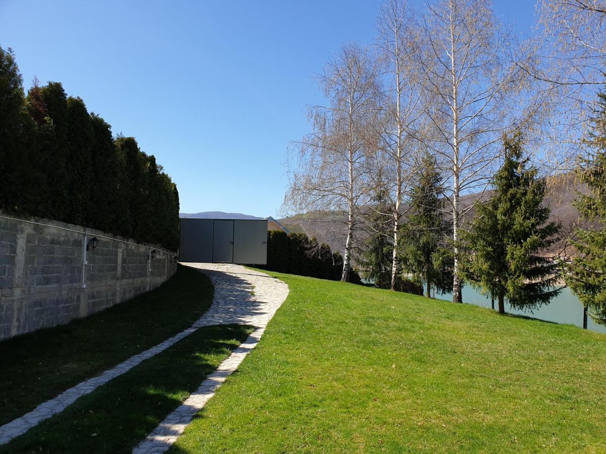 Lake House Novi Pazar Exteriör bild