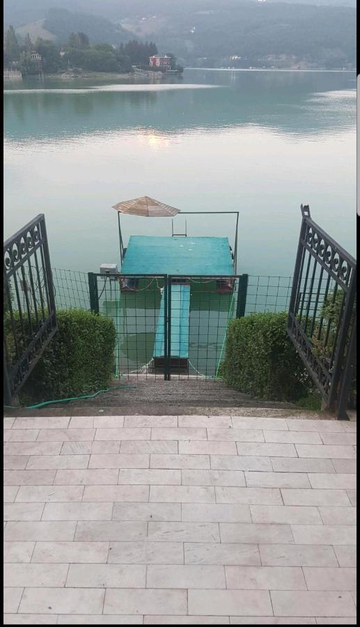 Lake House Novi Pazar Exteriör bild