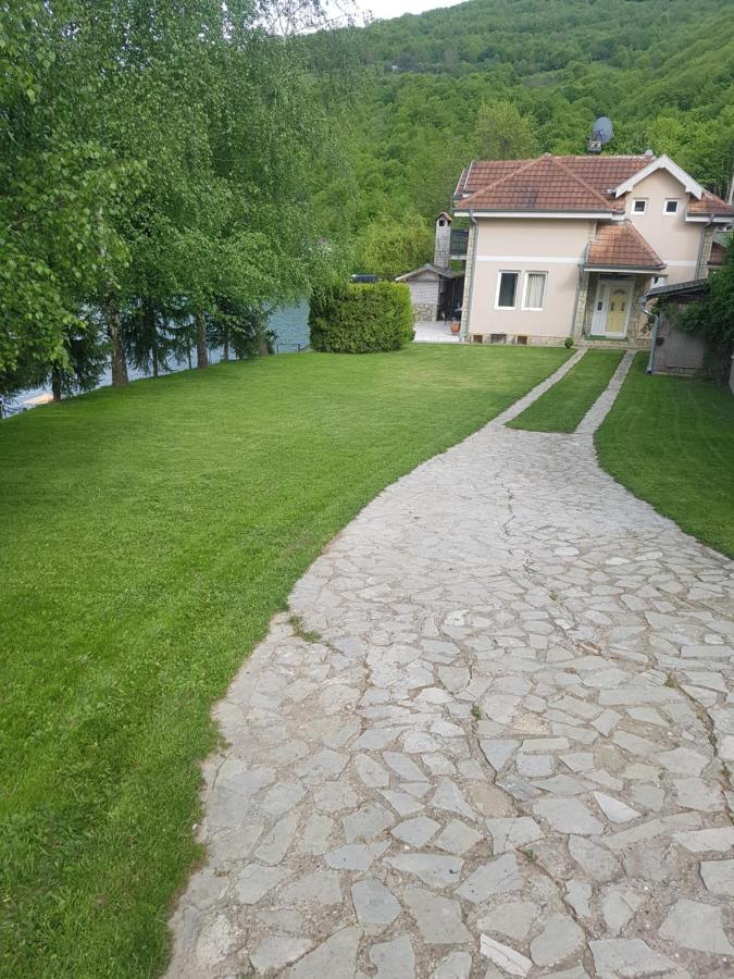 Lake House Novi Pazar Exteriör bild